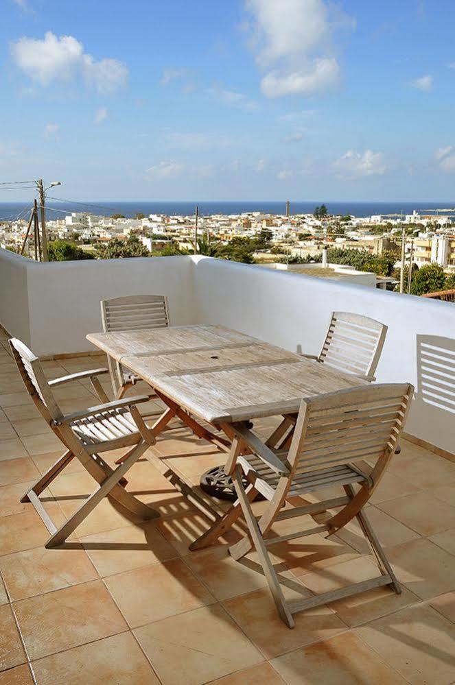 Residence Quattrocolonne Santa Maria al Bagno Exteriör bild
